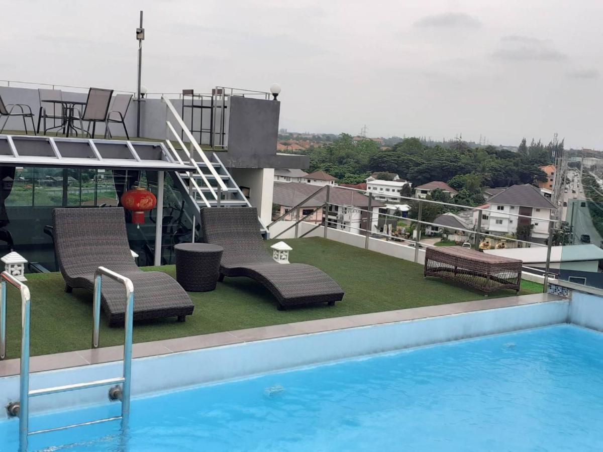 The Greenery Central Suite & Hotel เชียงใหม่ ภายนอก รูปภาพ
